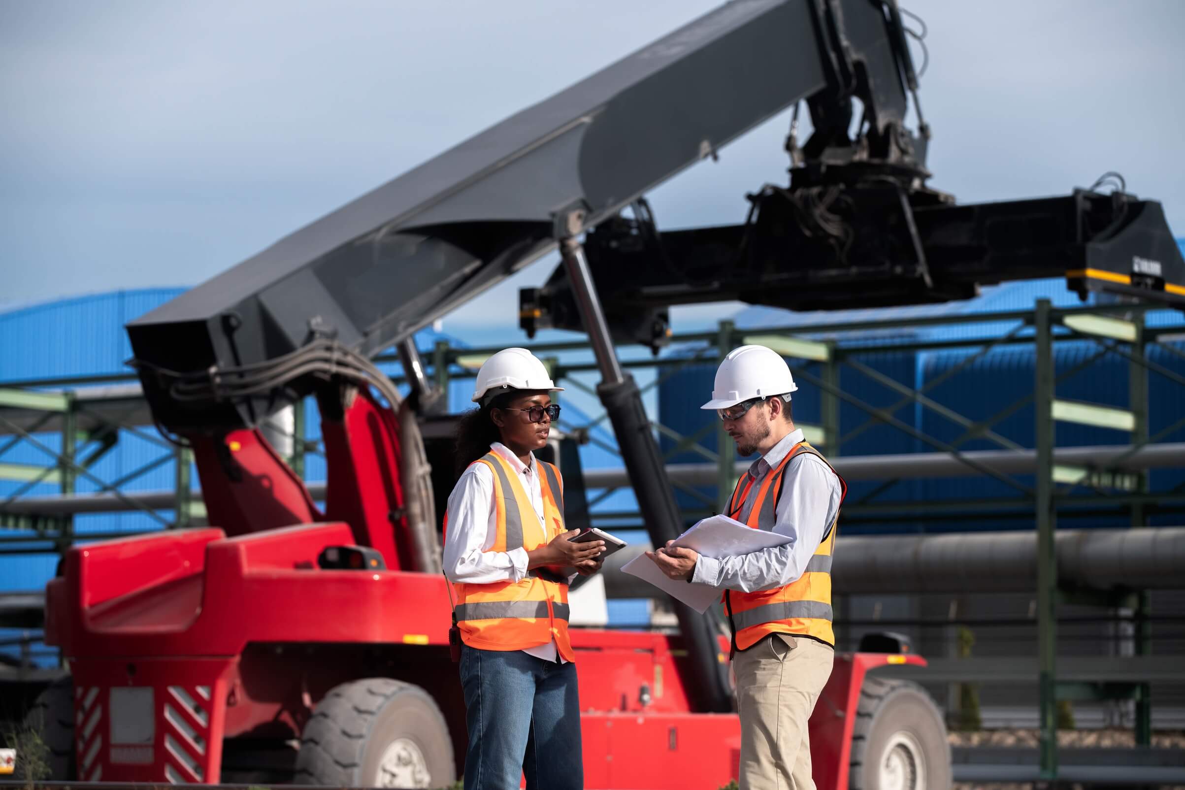 Conversation on FPXE69E.jpg